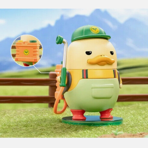 Duckoo “Sprayer” Popmart Figurine - Picture 2 of 3